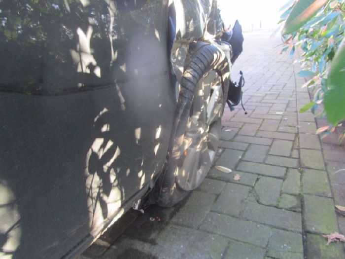 Auto 140257-12.jpg